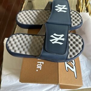 Fanatics Navy ISlide Sandals with White Logo